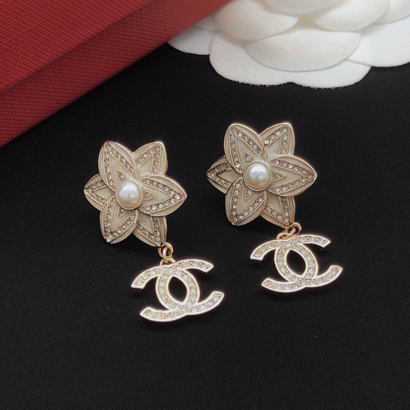 Ch**el earrings